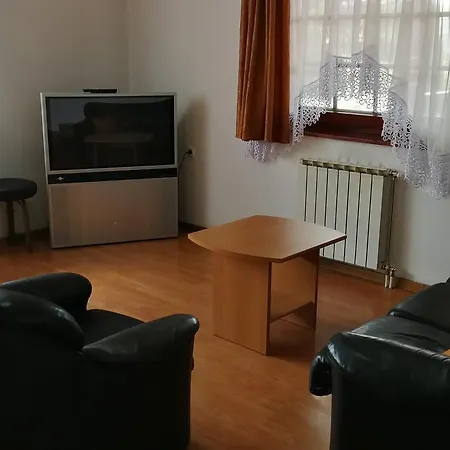 Dunakanyar Panzio 3*