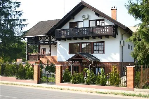 Dunakanyar Panzio 3* Göd